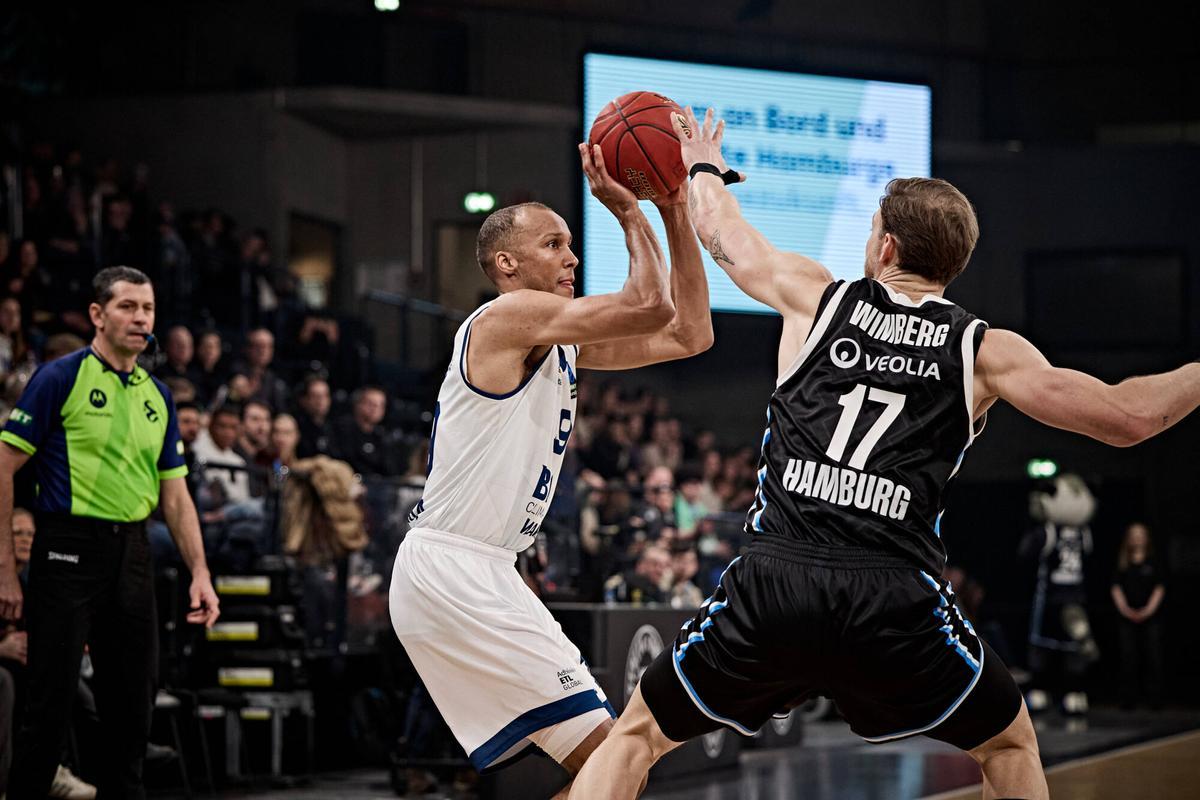 Imatges de l'Hamburg Towers-Baxi Manresa