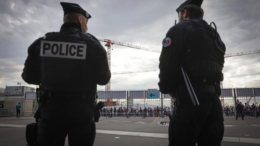 Asesinado un adolescente en una pelea entre bandas a las puertas de un colegio en Francia