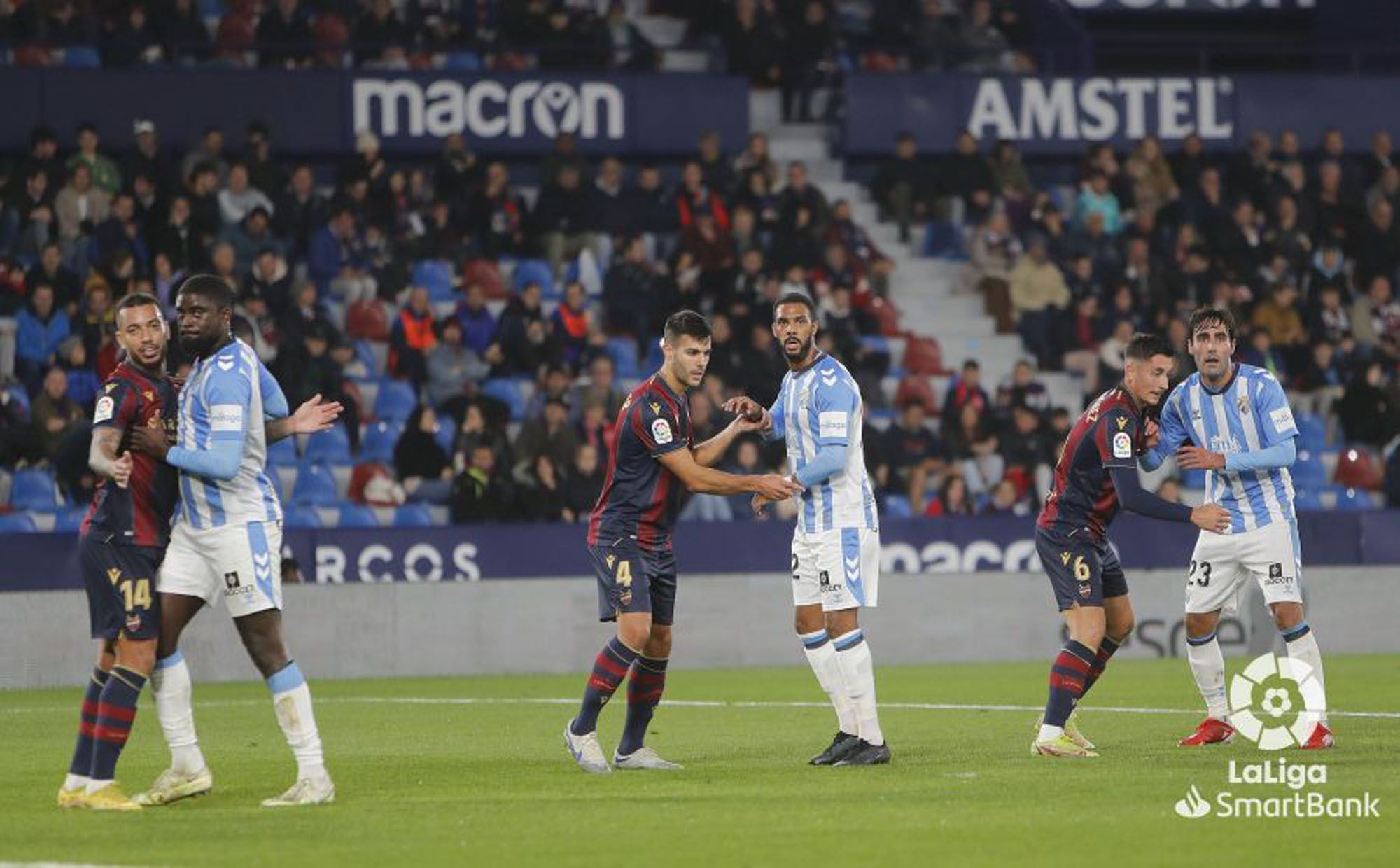 El Levante UD - Málaga CF, en imágenes