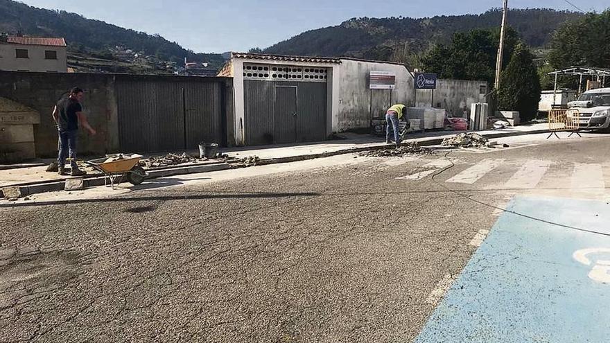 Trabajos en la barriada de San Pedro.  // S.A.