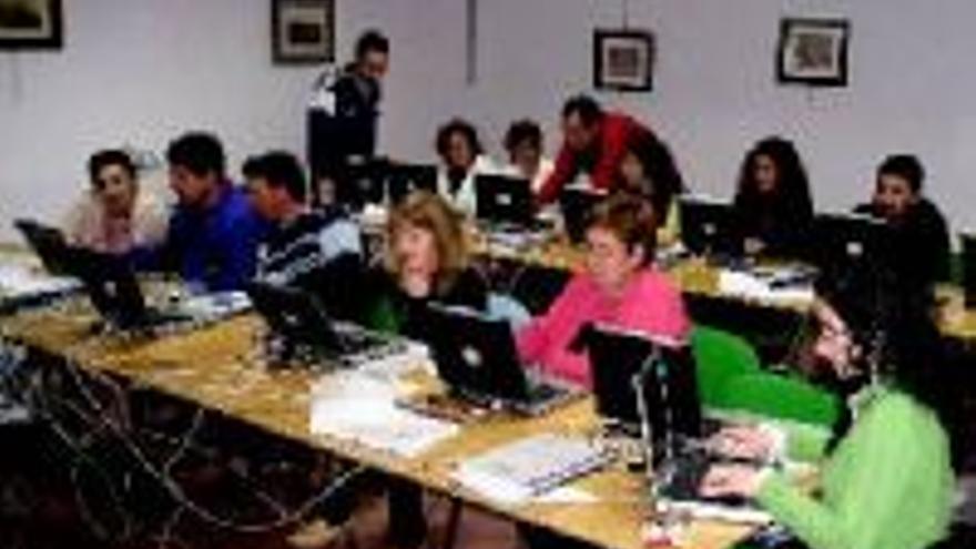 CURSO PARA LOS EMPRESARIOSEN MATA DE ALCANTARA