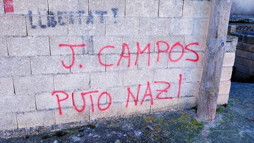 Petra: Vox denuncia una pintada contra Jorge Campos
