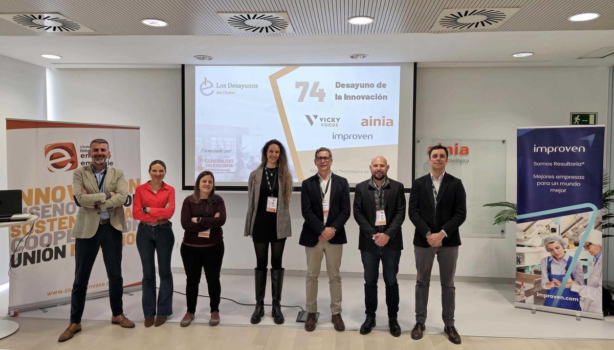 Participantes en la jornada sobre el sector alimentario.