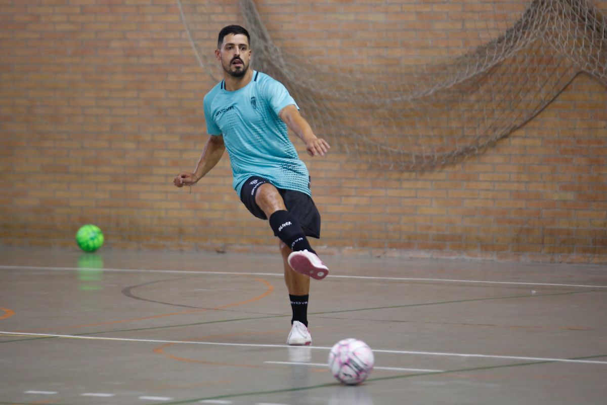 La primera sesión en pista del Córdoba Futsal en imágenes