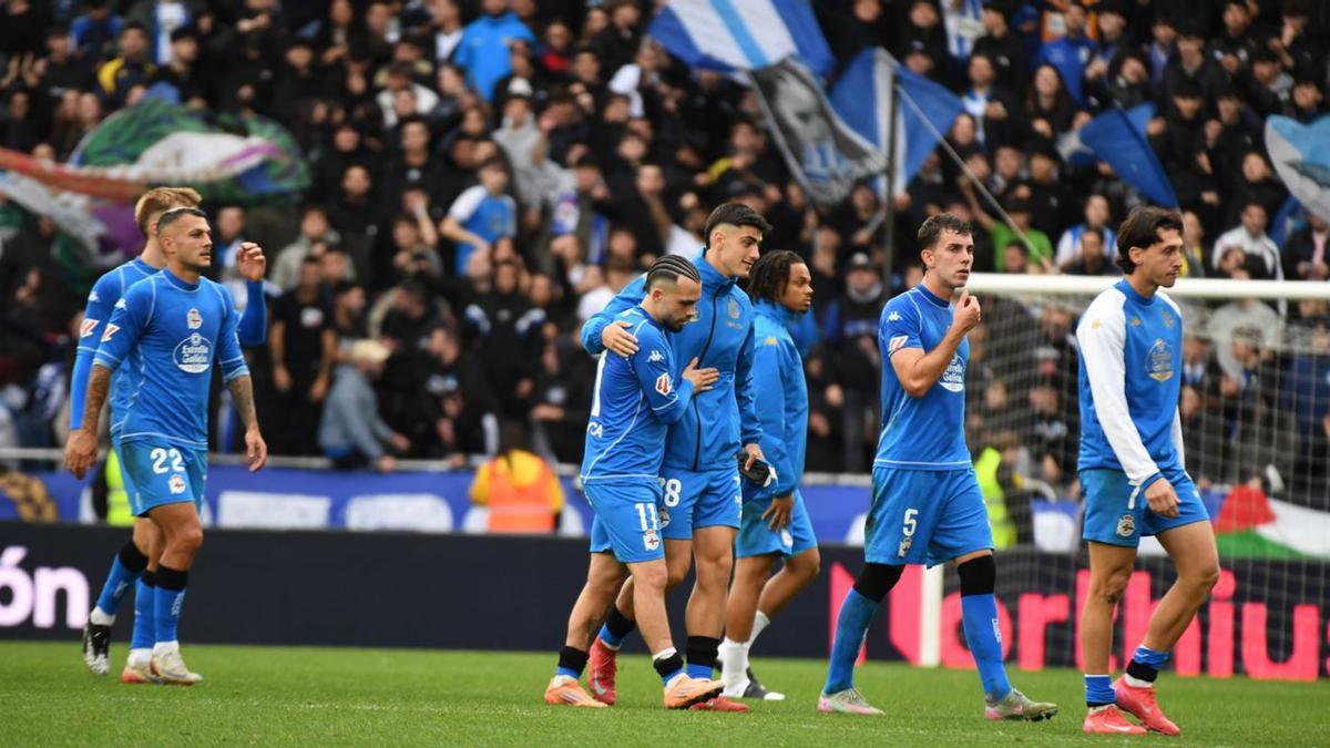 Los jugadores del Deportivo en Riazor