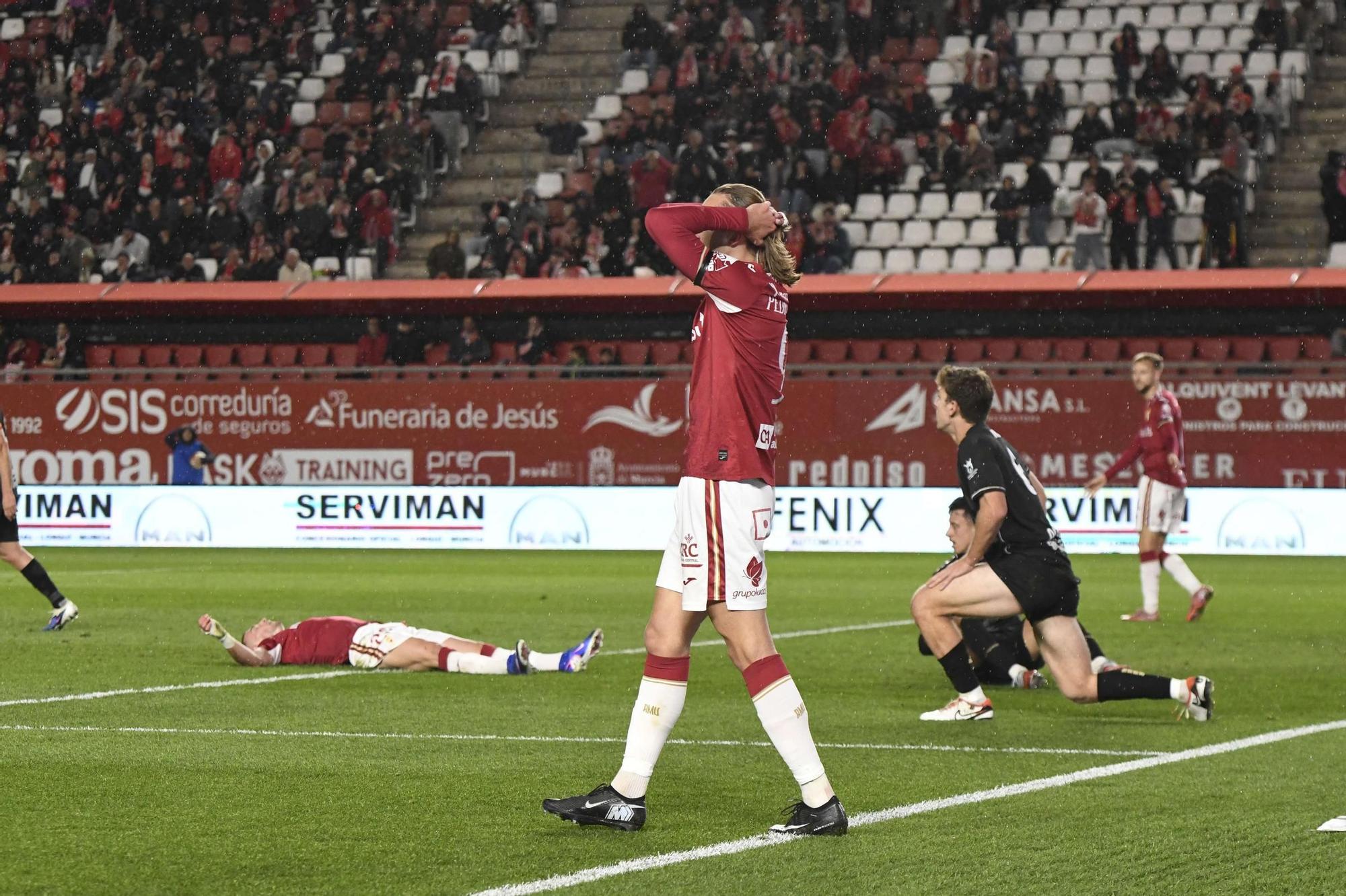 Todas las imágenes del Real Murcia - Algeciras