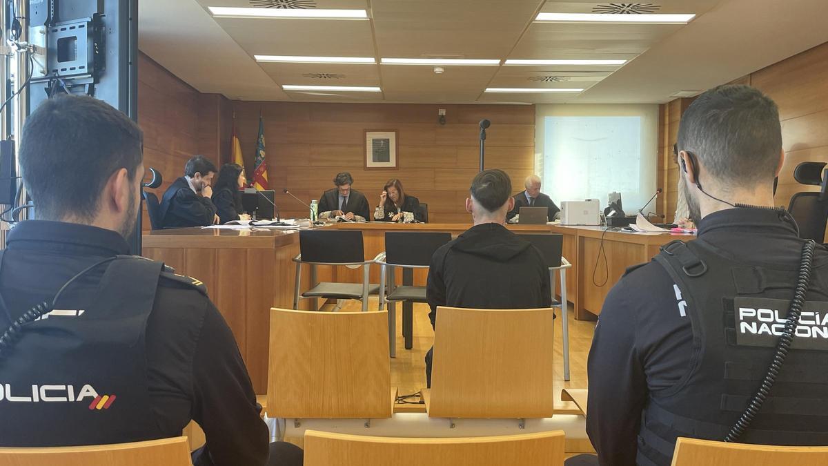 El acusado, J.G., durante el juicio celebrado este jueves en la Audiencia Provincial de Castellón.
