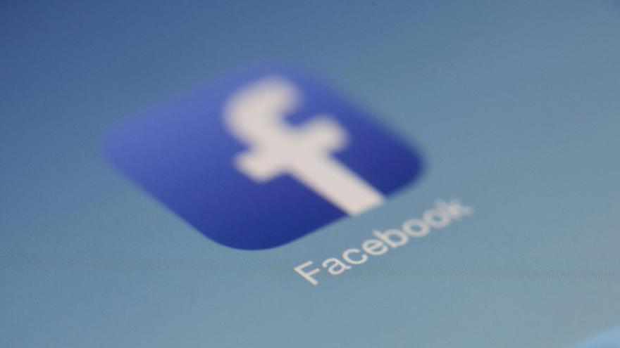 VÍDEO | Facebook e Instagram sufren una caída global