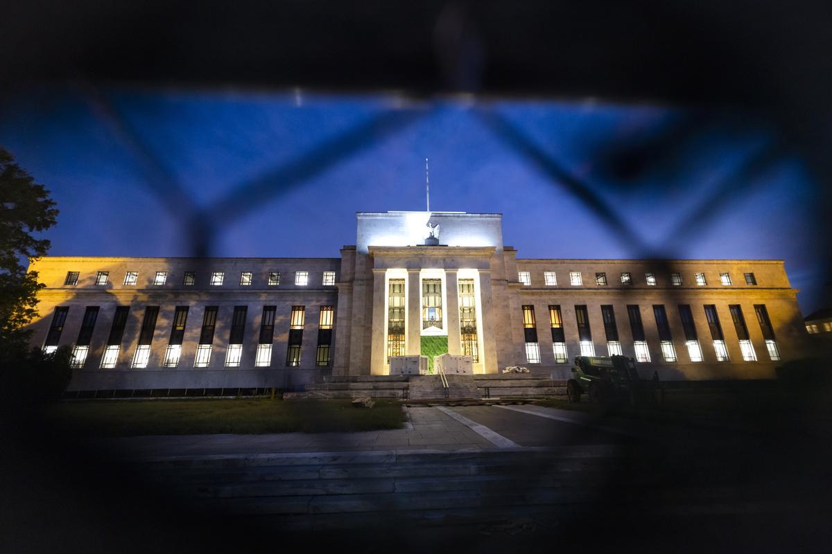 Washington (United States), 21/09/2022.- The US Federal Reserve ahead of its next interest rate announcement in Washington DC, USA, 21 September 2022. The Fed is expected to announce a third consecutive interest rate hike following its meeting later in the day. (Estados Unidos) EFE/EPA/JIM LO SCALZO