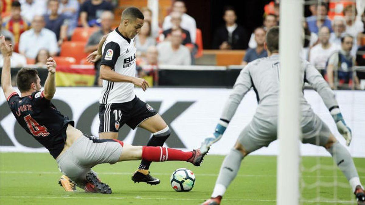 LALIGA | Valencia - Athletic (3-2): Rodrigo marcó el tercer gol del Valencia