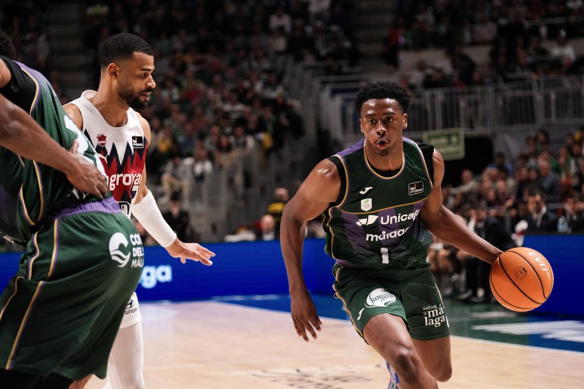 Unicaja se enfrenta al Baskonia en el Martín Carpena en la Liga Endesa este domingo