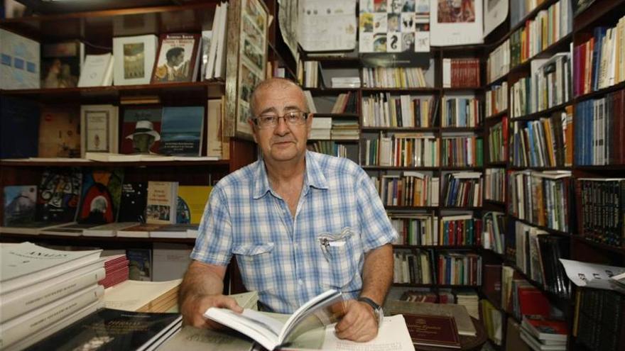 Cierre a 42 años de libros