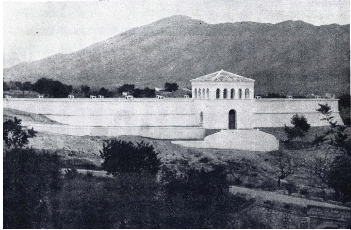 Depósito de Alimentación de Aguas Potables, con una capacidad de más de dos millones de litros. Imagen de 1960.