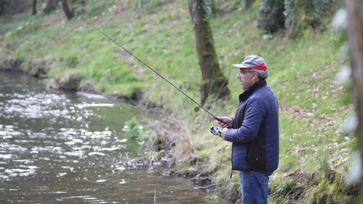 La nueva temporada de pesca empieza con escasez de truchas y ríos sin agua