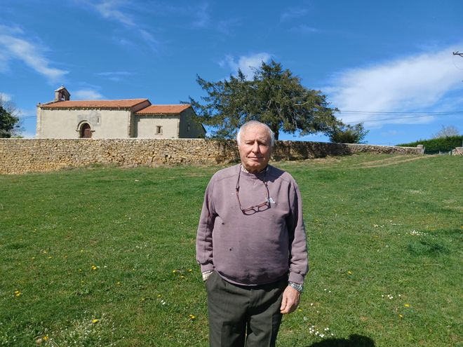 Villanueva luce su capilla, una de las más antiguas de Llanera