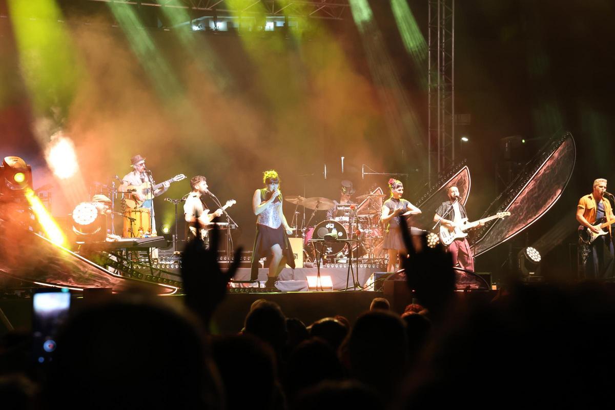 Concierto de Rozalén anoche en Catarroja.