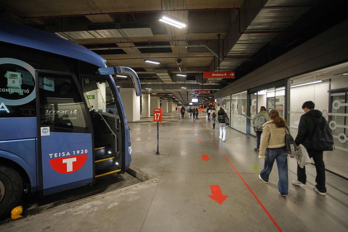 Les imatges del segon dia sense Rodalies a Girona