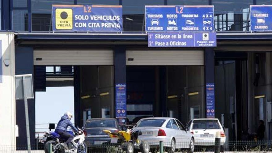 Economía negocia rebajar los precios de la ITV valenciana