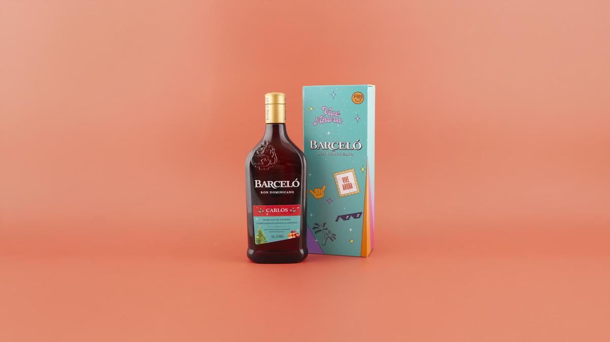 Personaliza tu botella de Barceló para quien tu quieras.