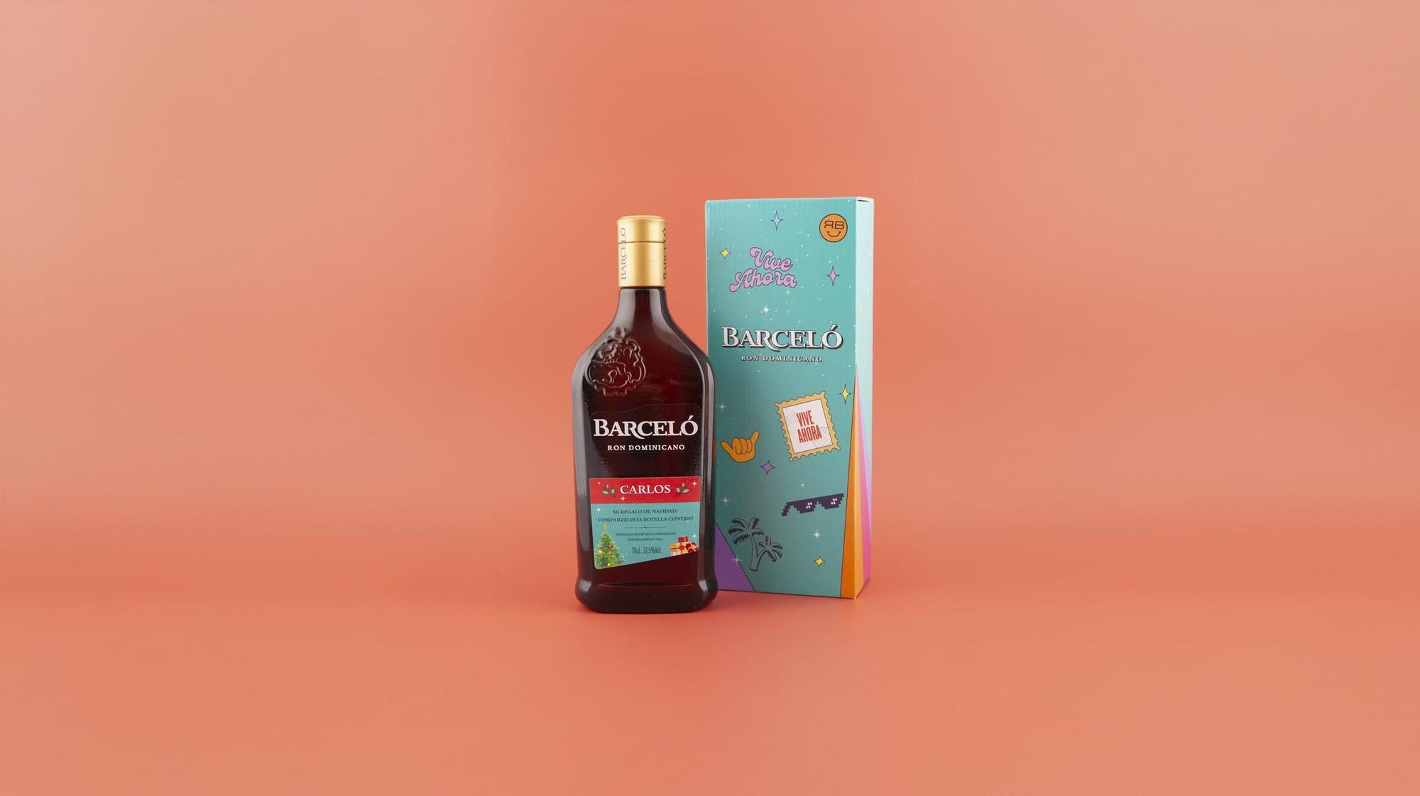 Personaliza tu botella de Barceló para quien tu quieras.