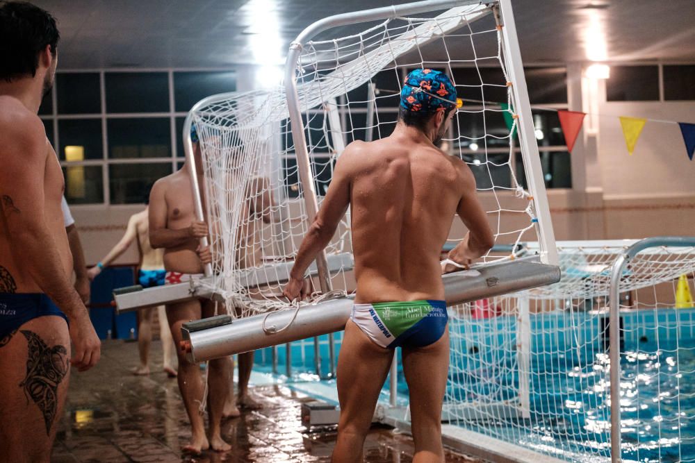 Entrenamiento del C.N. Eivissa Waterpolo