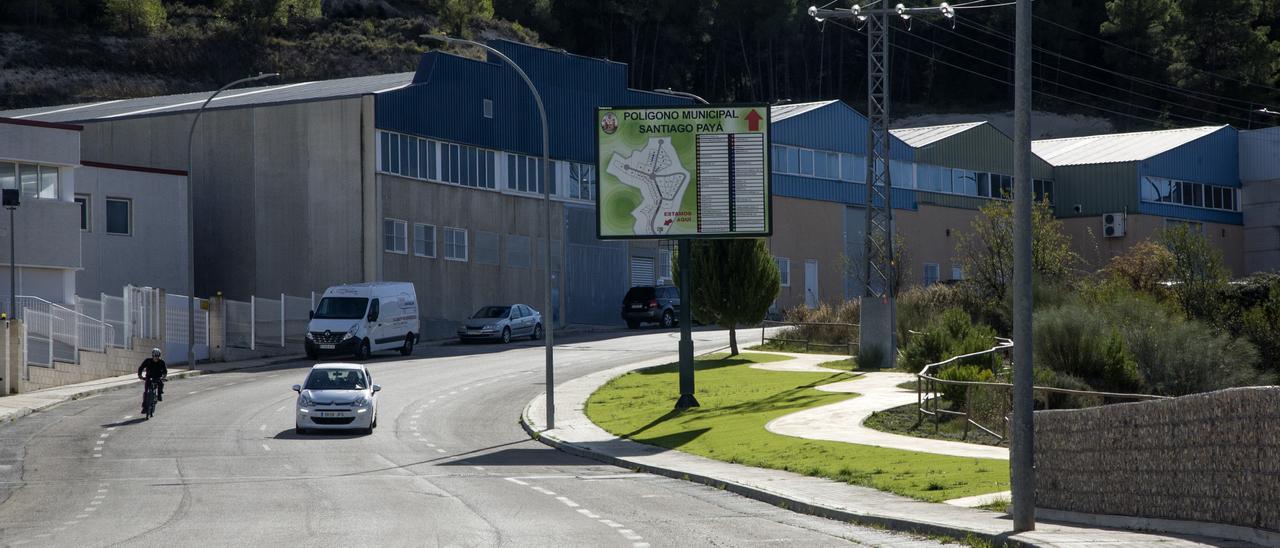 Una de las calles del polígono industrial Santiago Payá de Alcoy.