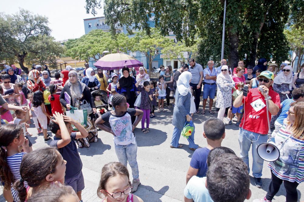 Protesta a l'escola Baldiri Reixach