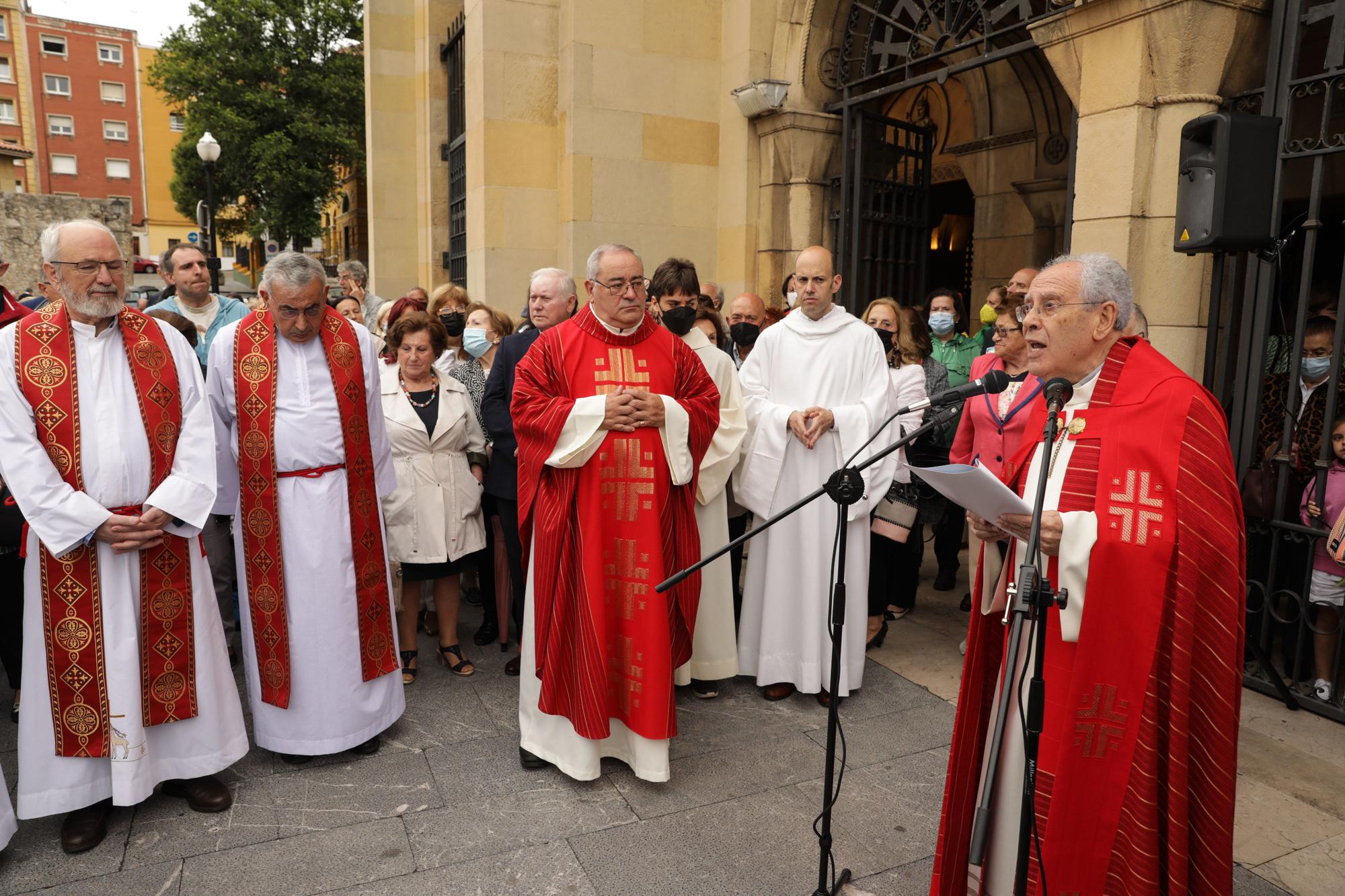 En imágenes: bendición de aguas por San Pedro en Gijón