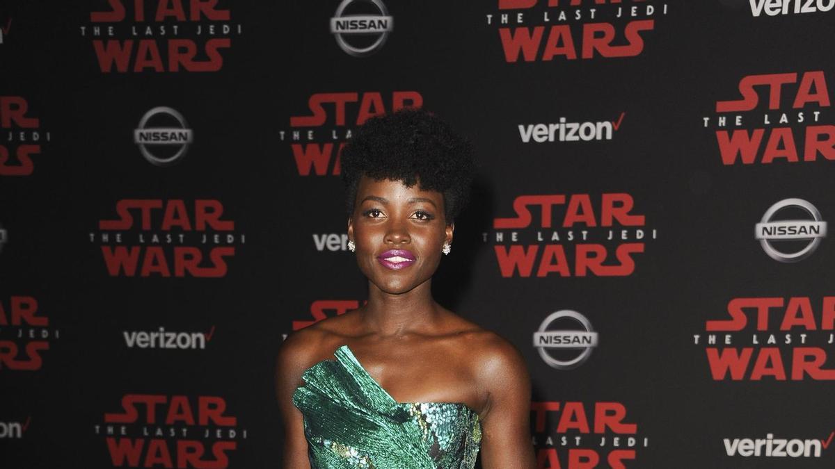 Lupita Nyong'o en la Premiere Star The Last Jedi Wars