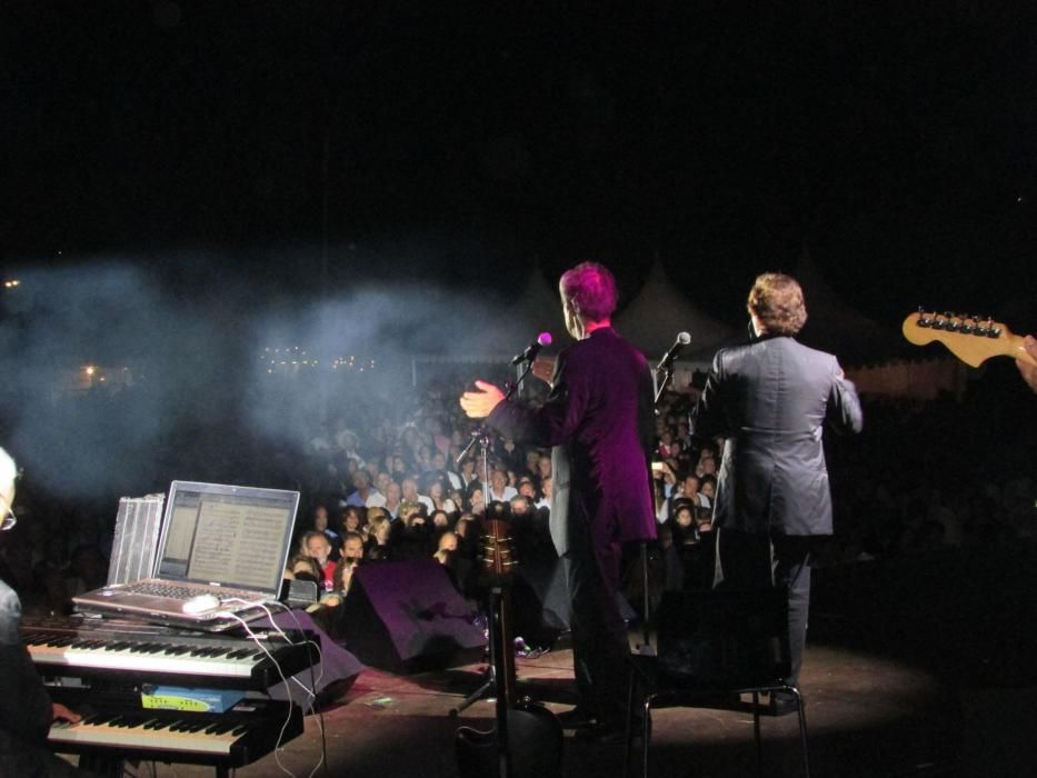 Concierto del Dúo Dinámico en las fiestas de La Guía de Llanes