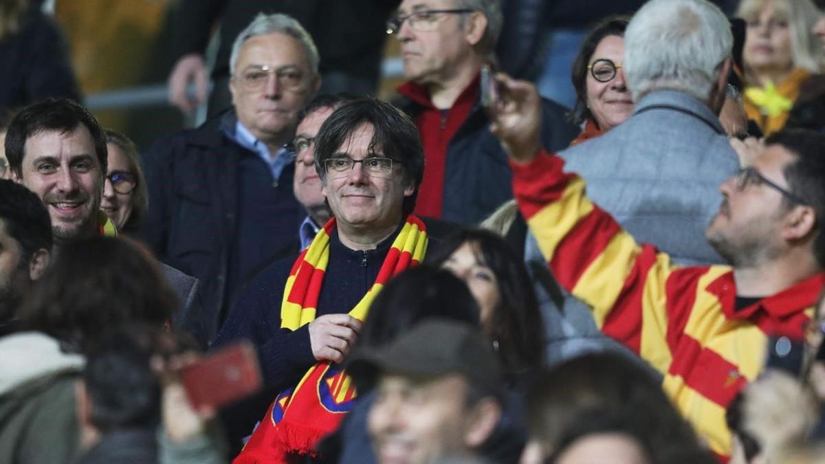 Carles Puigdemont, en el partido de rugbi entre la USAP de Perpinyà y el Rouen.