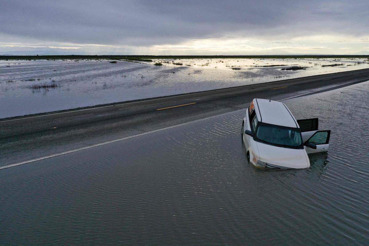 Inundaciones en el condado de Tulare, en California