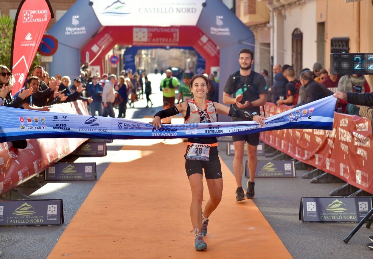 Sara Pérez fue la primera fémina en cruzar la línea de meta en la Marxa a Peu per Borriol.