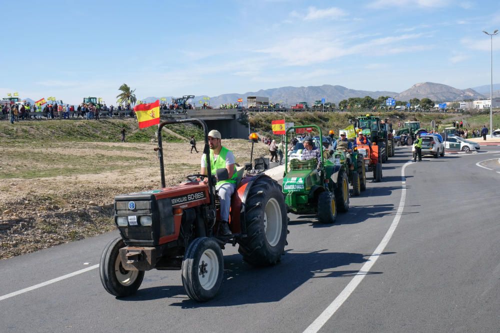 Tractorada en defensa del campo alicantino