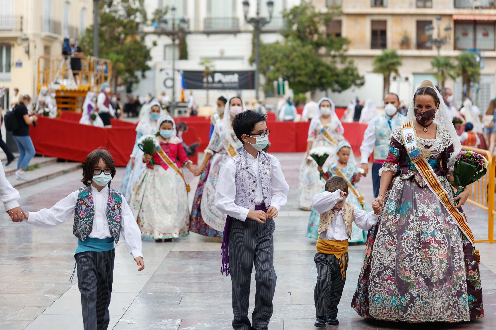 Búscate en el segundo día de Ofrenda por la calle Caballeros (entre las 17.00 y las 18.00 horas)