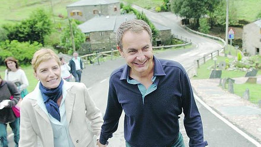 Villanueva tira de Zapatero - La Nueva España