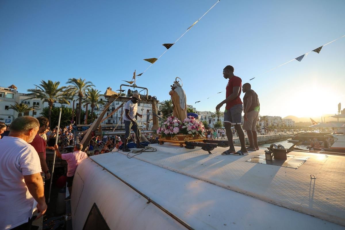 Mira aquí todas las imágenes del Día del Carmen en Ibiza