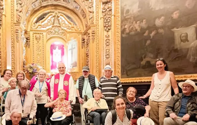 Los residentes de Ballesol Alicante se preparan para Semana Santa con estas actividades