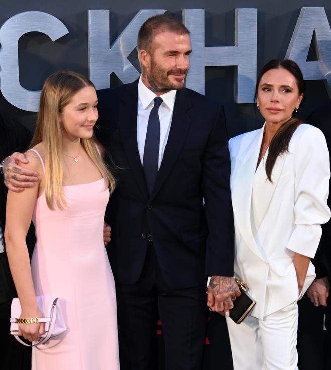 Harper Beckham con sus padres, David y Victoria Beckham
