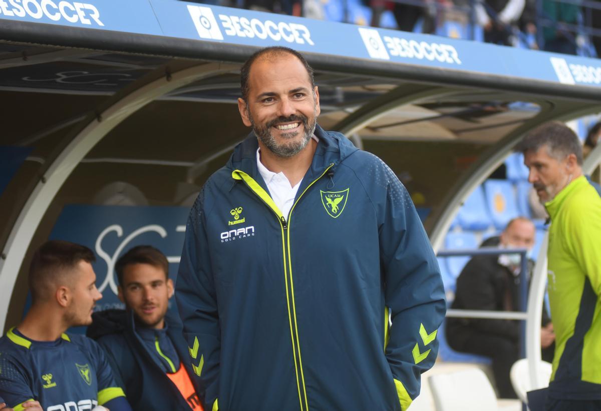 El UCAM Murcia recupera la sonrisa a costa del Algeciras (2-0) El UCAM Murcia recupera la sonrisa a costa del Algeciras (2-0)