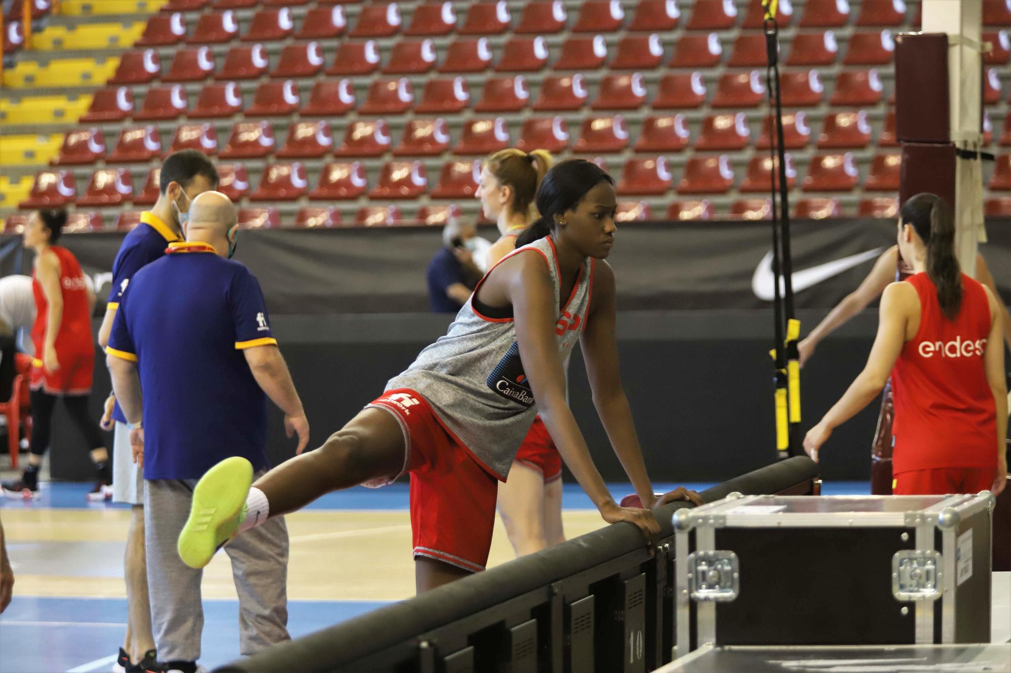 Segunda jornada de la selección española femenina de baloncesto en Córdoba