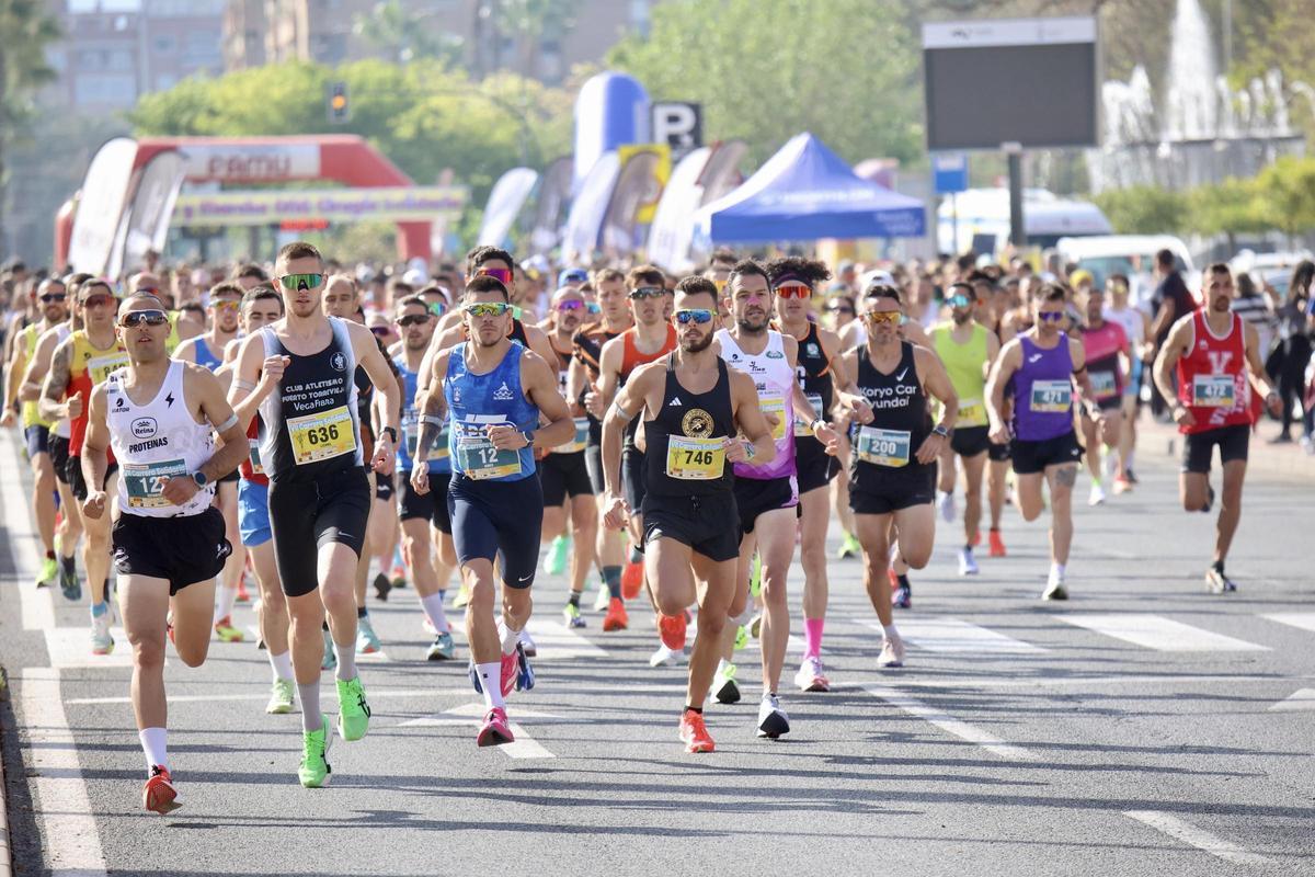 Búscate en las fotos de la carrera por la cirugía solidaria