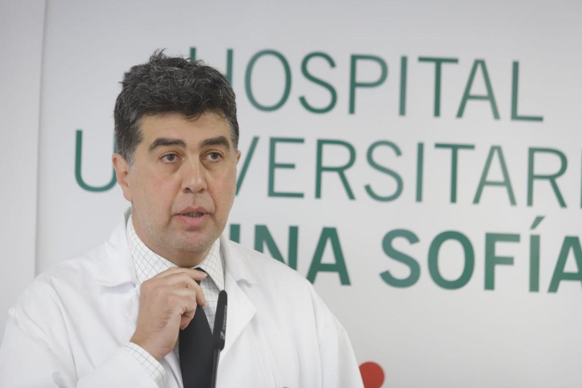 El coordinador de trasplantes del hospital Reina Sofía José María Dueñas.