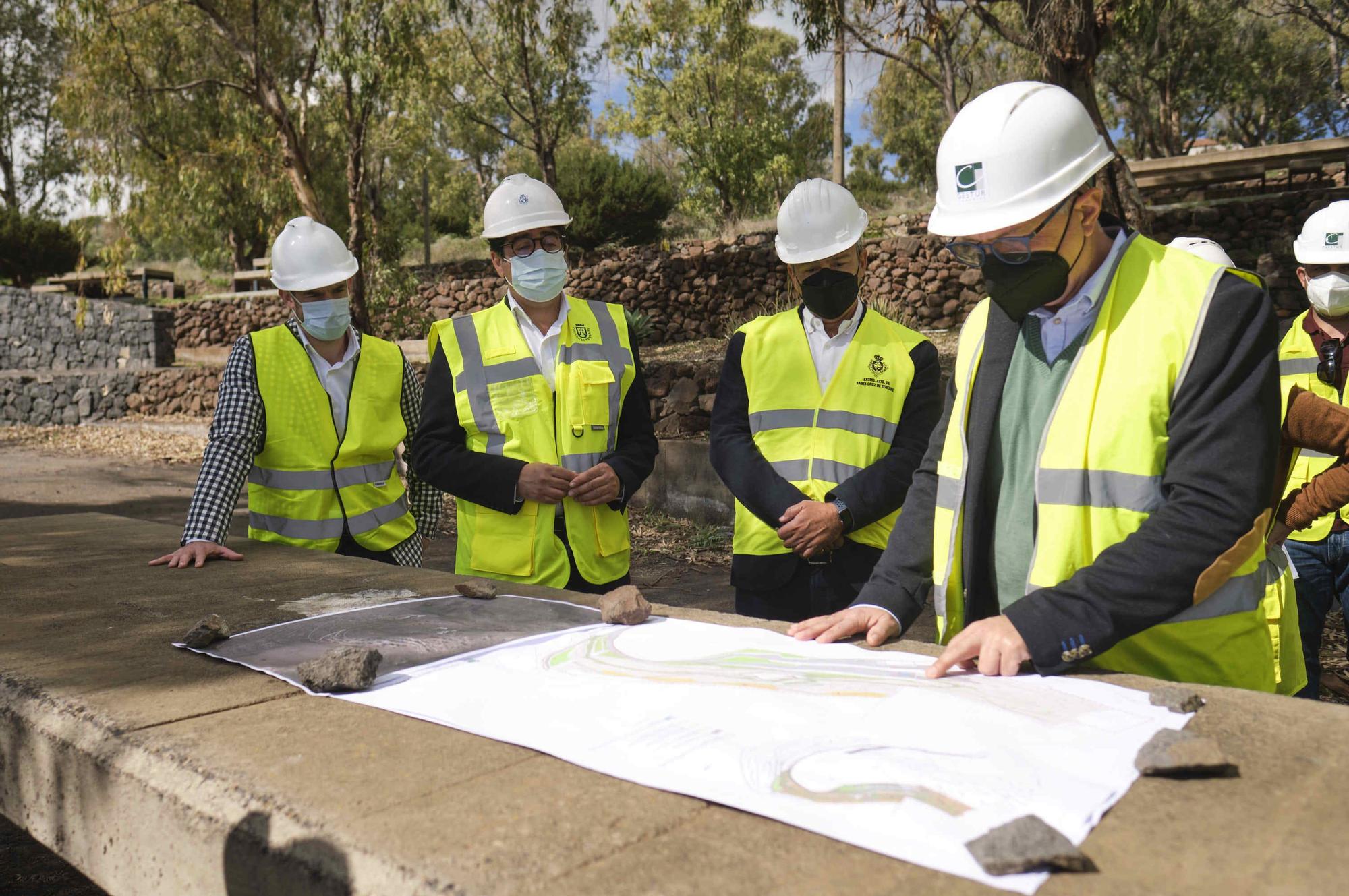 Visita Parque Mesas, inicio obra de la zona de las chuletadas.