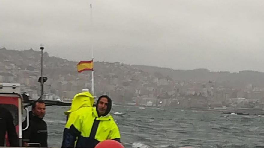 Salgado reivindica el uso del chaleco salvavidas tras el naufragio de Rodeira