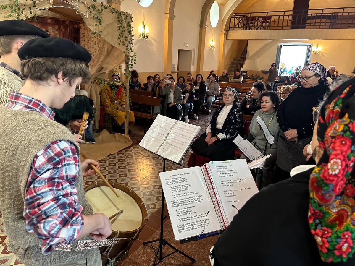 Una de las actividades más aplaudidas de los vecinos de Belén, su nacimiento viviente.