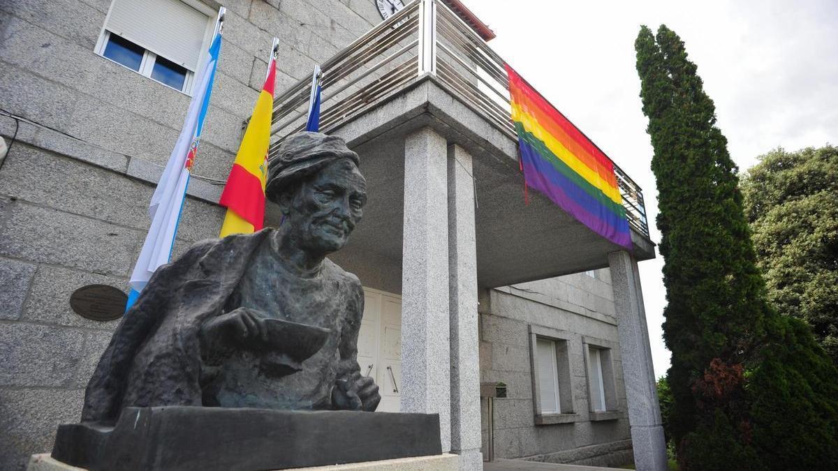 Fachada del Consistorio de Ribadumia en una foto de archivo.