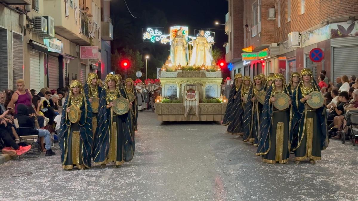 El esplendor de la Entrada Mora conquista Crevillent