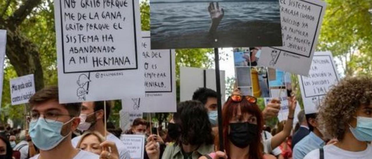 Manifestación a favor de la prevención del suicidio.