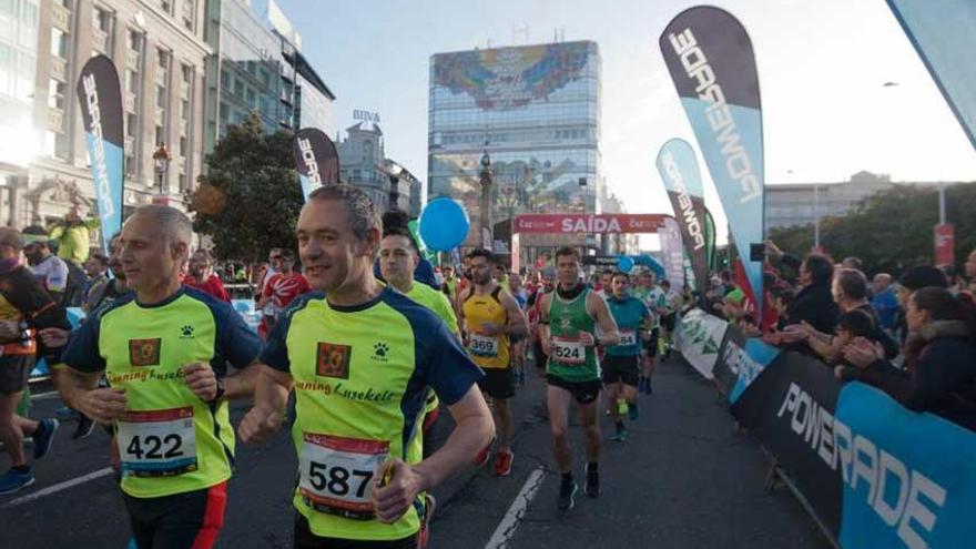Participantes en el maratón Coruña42.
